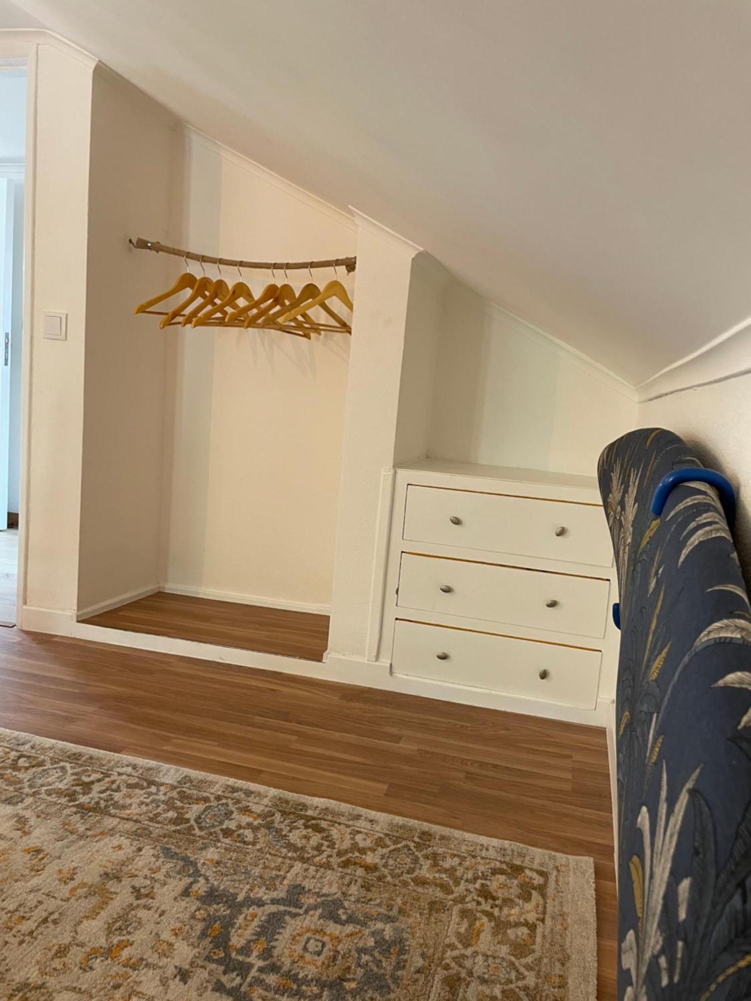 Lisbon Soul Surf Camp Hostel Cascais Bagian luar foto
