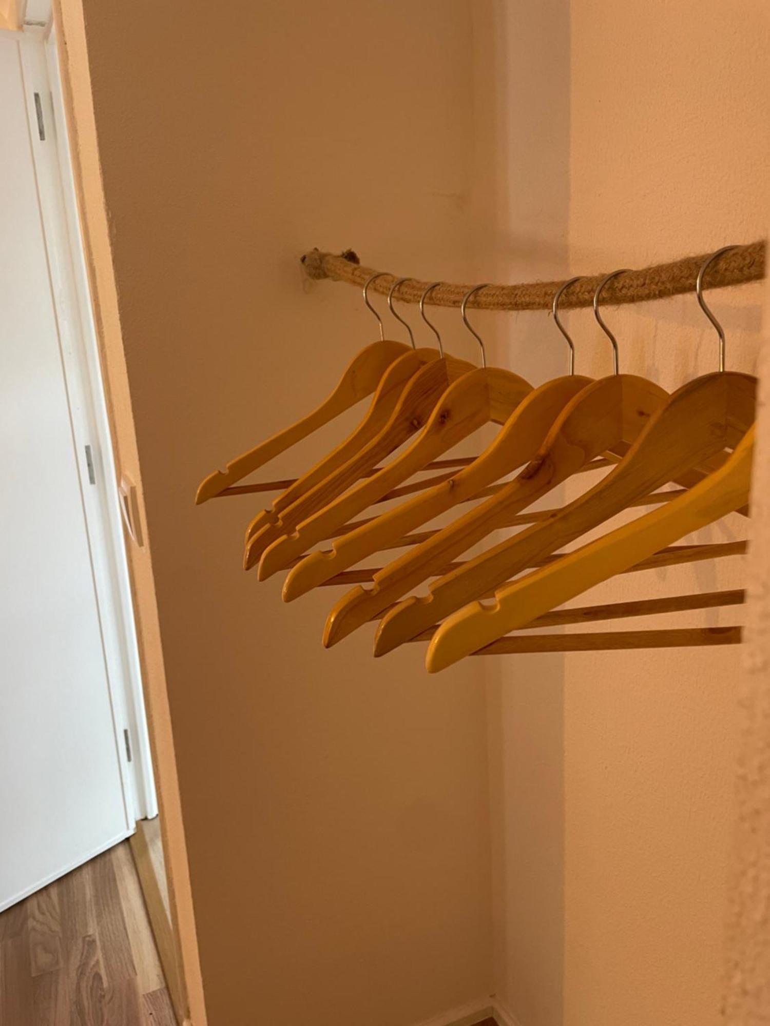 Lisbon Soul Surf Camp Hostel Cascais Bagian luar foto