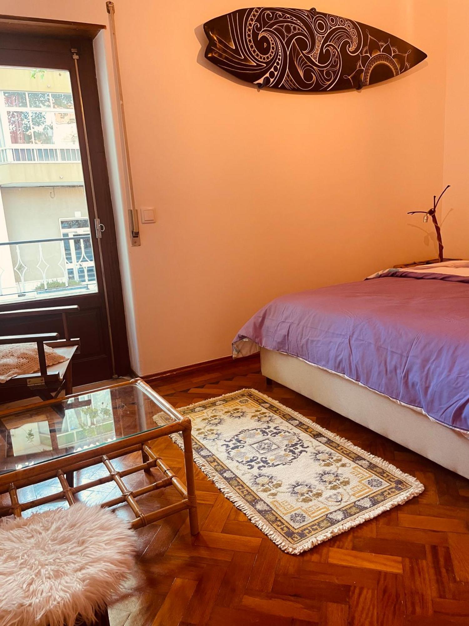 Lisbon Soul Surf Camp Hostel Cascais Bagian luar foto