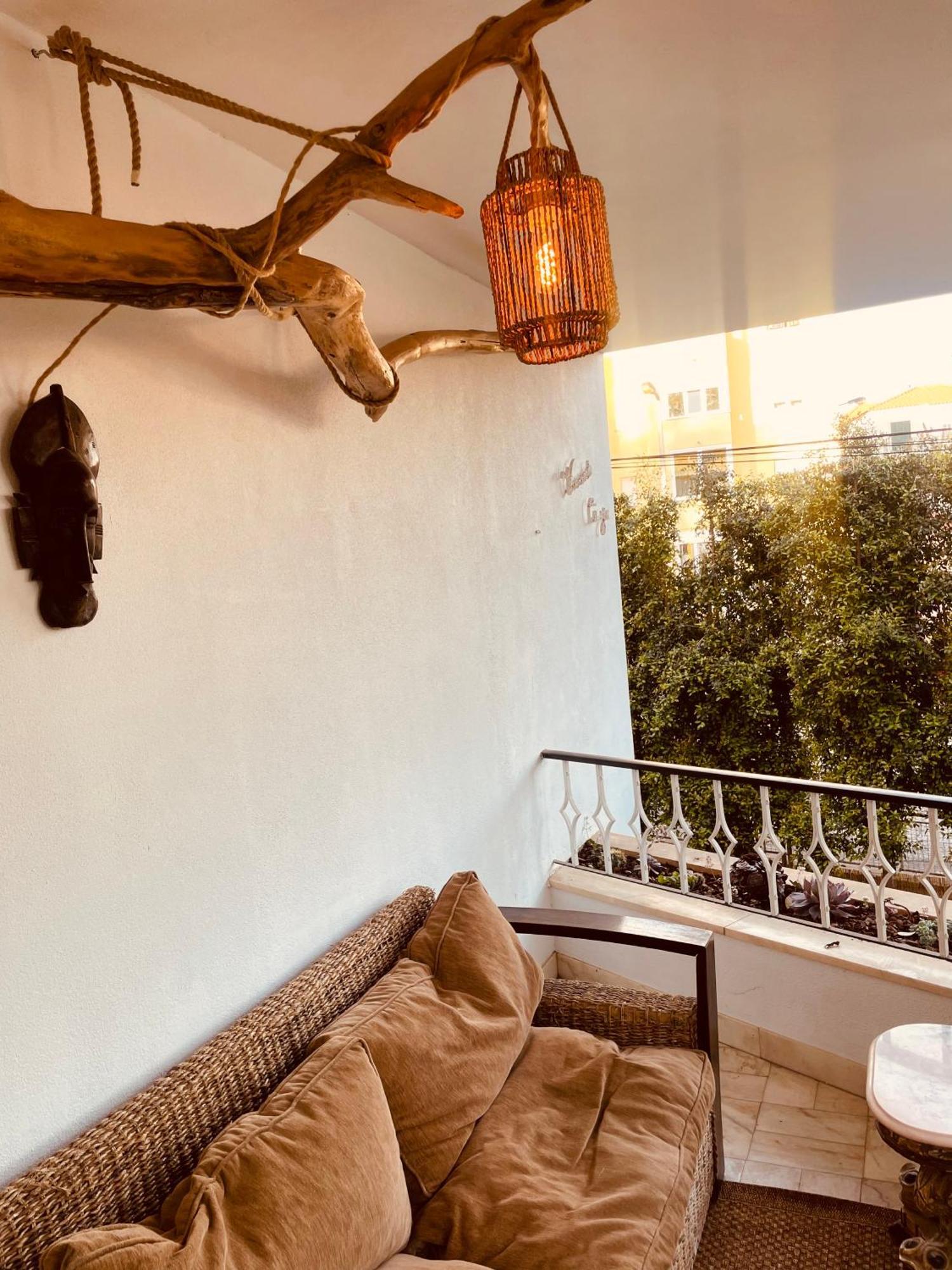 Lisbon Soul Surf Camp Hostel Cascais Bagian luar foto