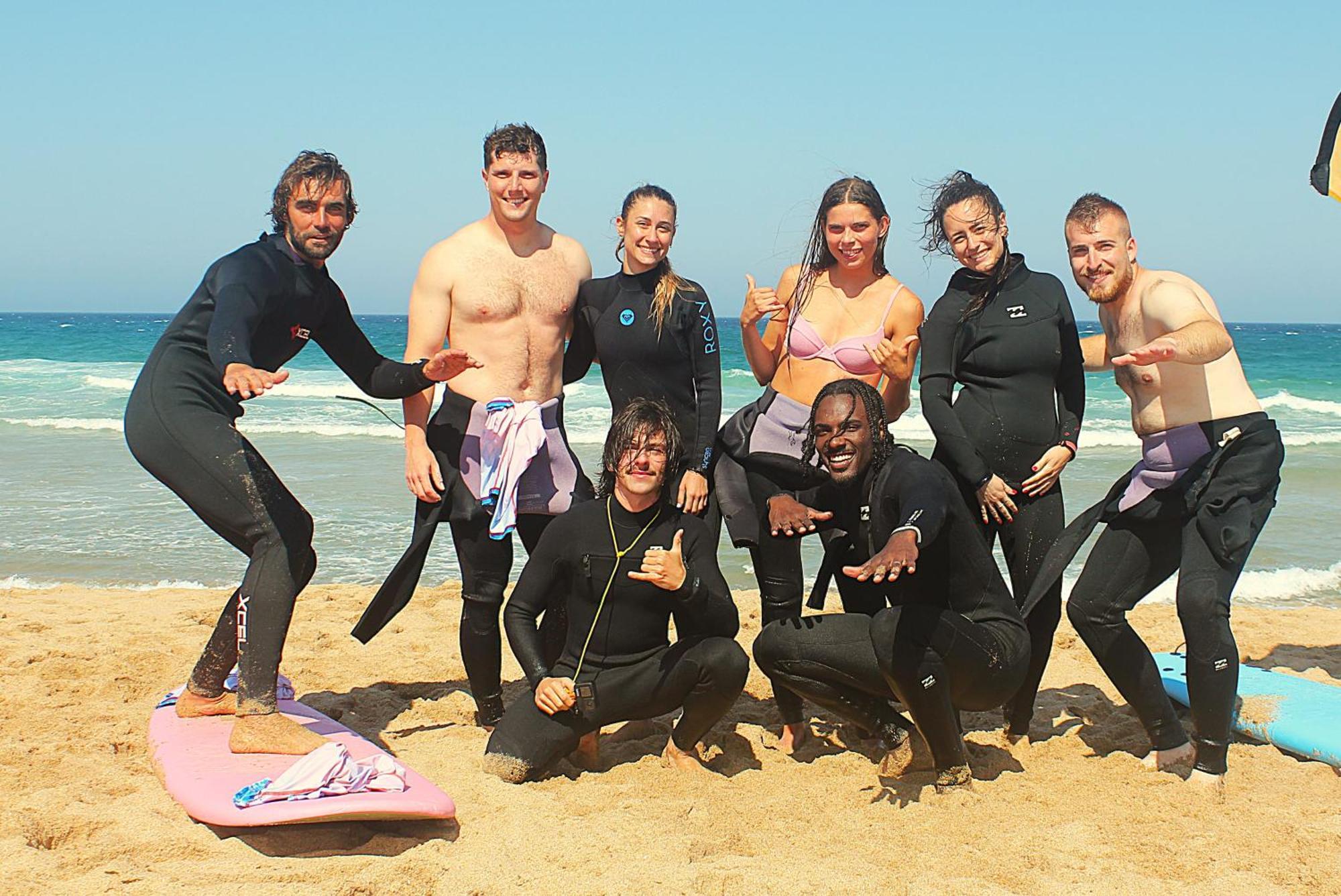 Lisbon Soul Surf Camp Hostel Cascais Bagian luar foto